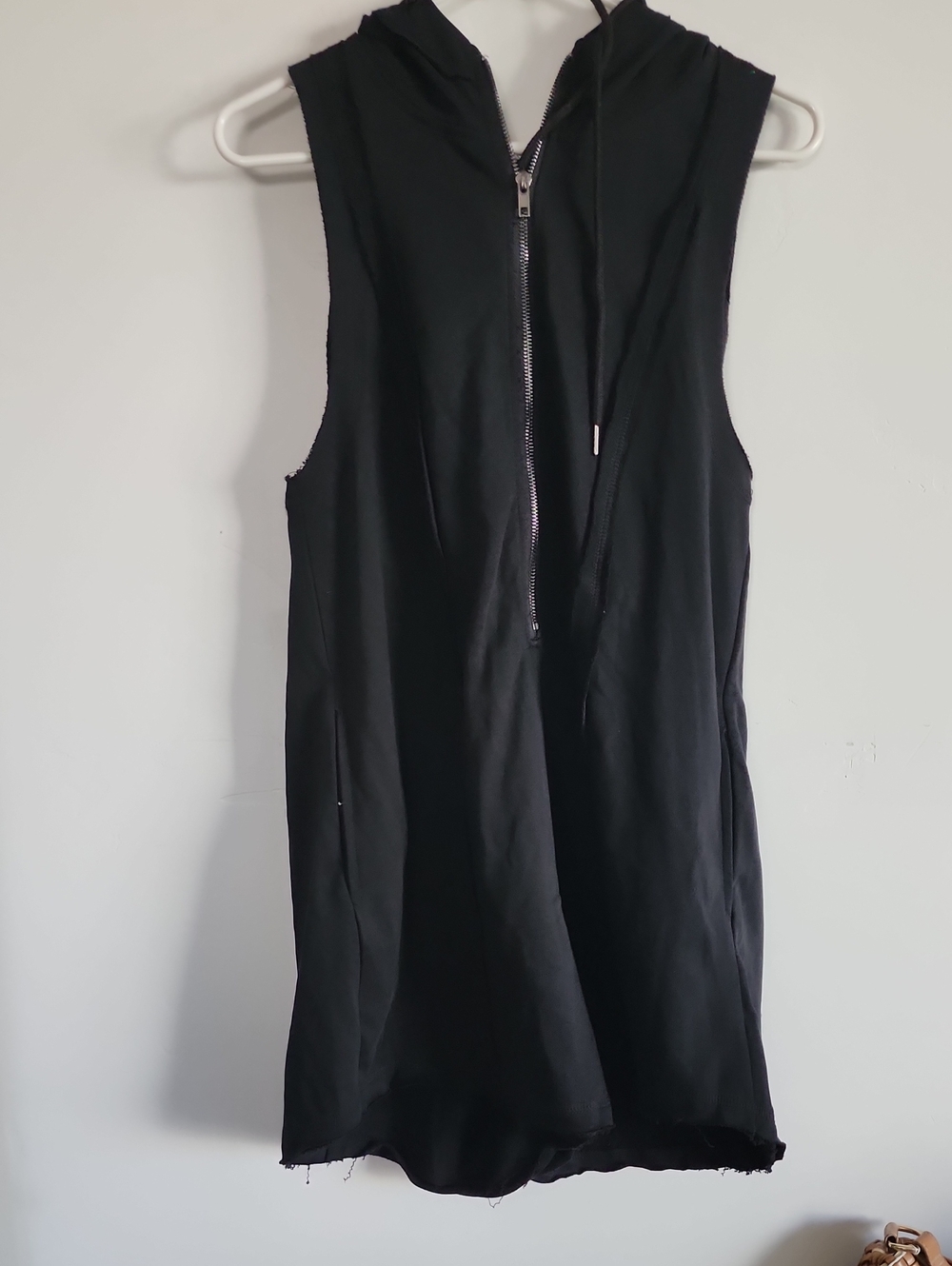 Sleeveless Black Zip-Up Hoodie Dress